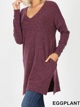 Load image into Gallery viewer, Brushed Oversized sweater with side pockets
